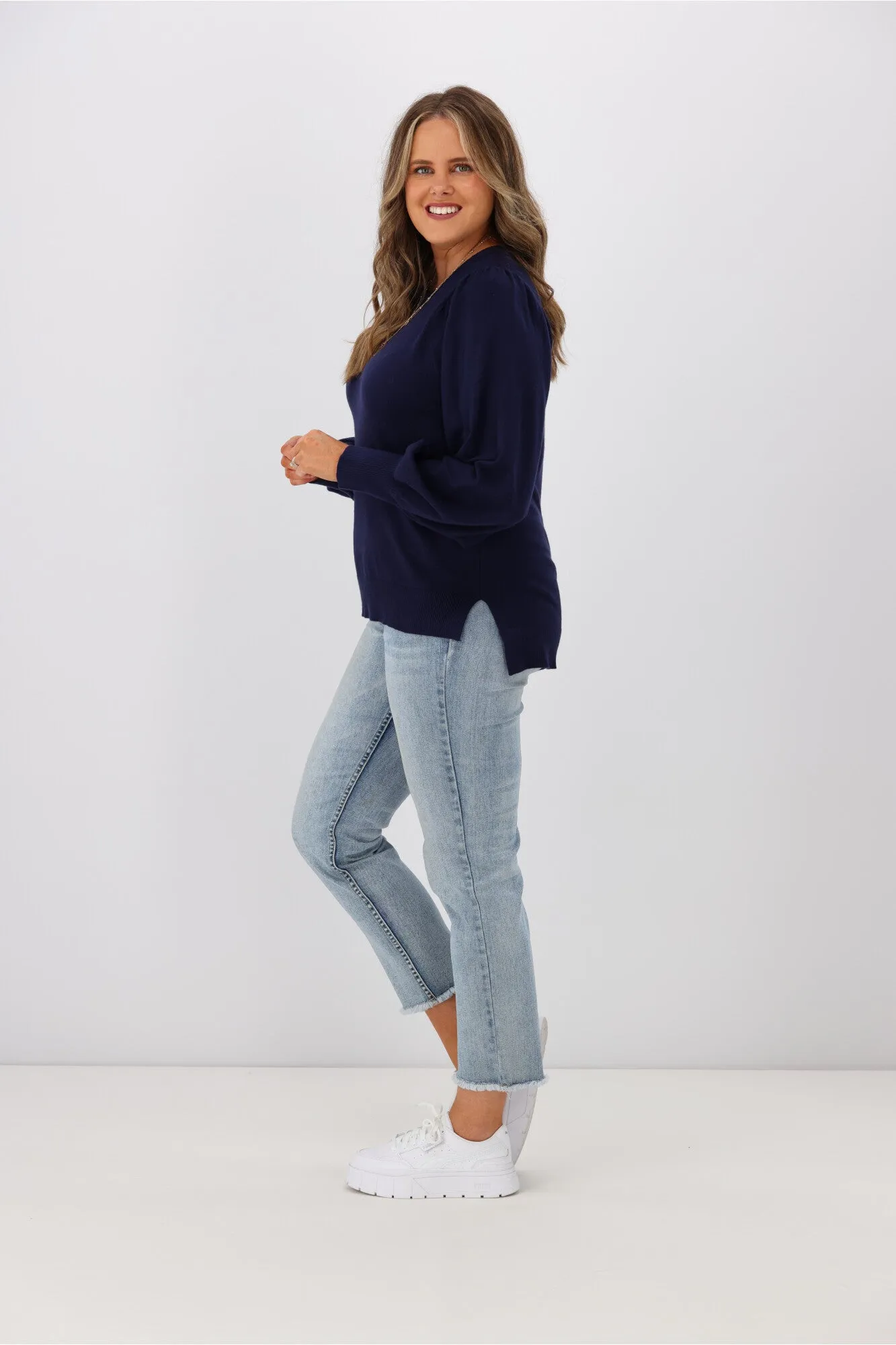 Betty Basics Charlotte Knit Jumper Dark Blue