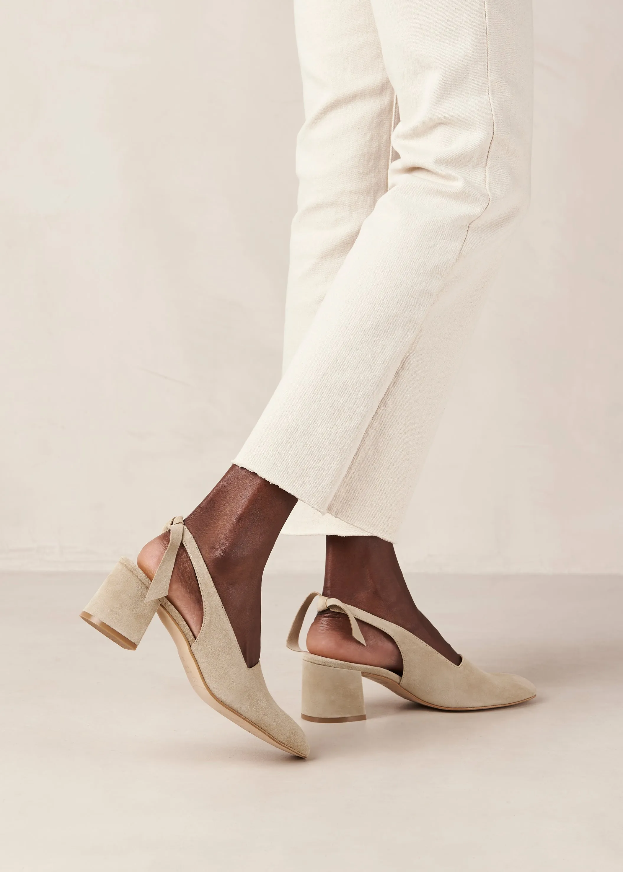 Charlotte Beige Leather Pumps