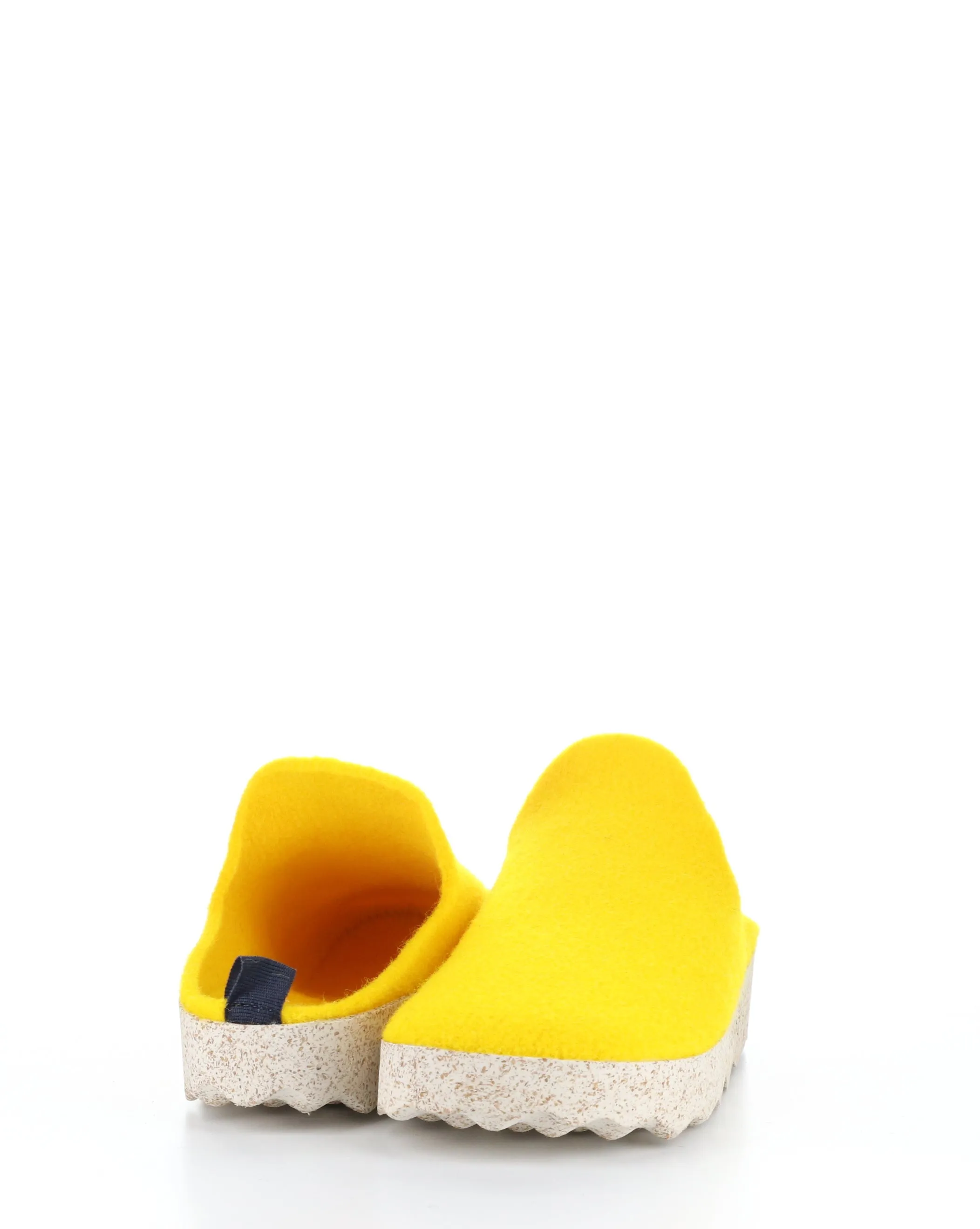 COME023ASP Yellow Slip-on Mules