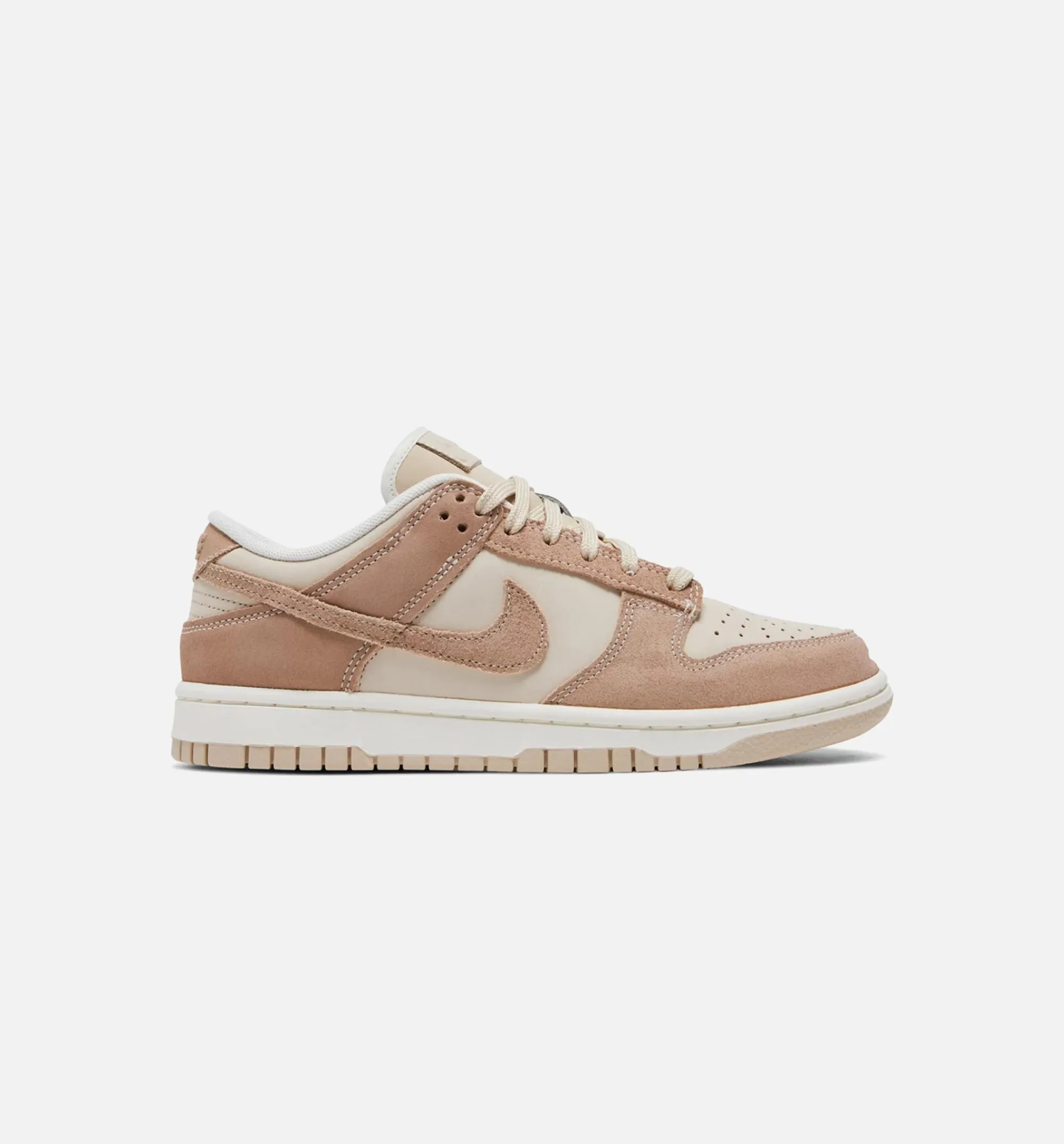 Dunk Low SE Sand Drift Womens Lifestyle Shoe - Sand/White Limit One Per Customer