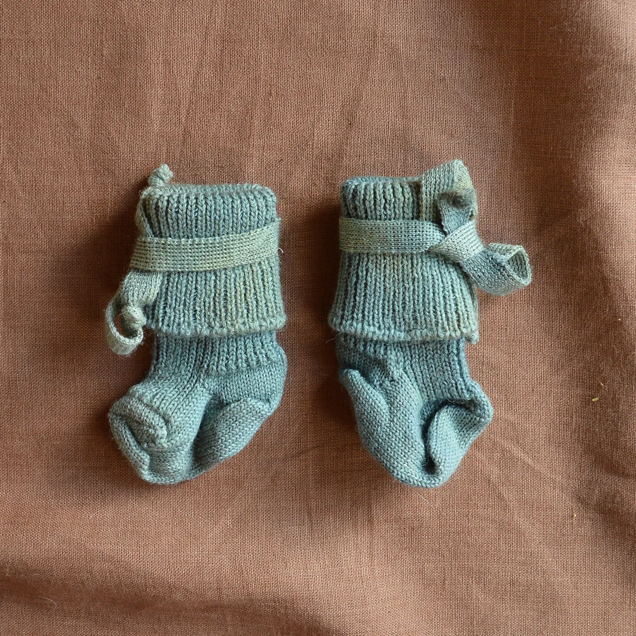 Plant Dyed Newborn Wool Baby Socks with Ties (0-3m)