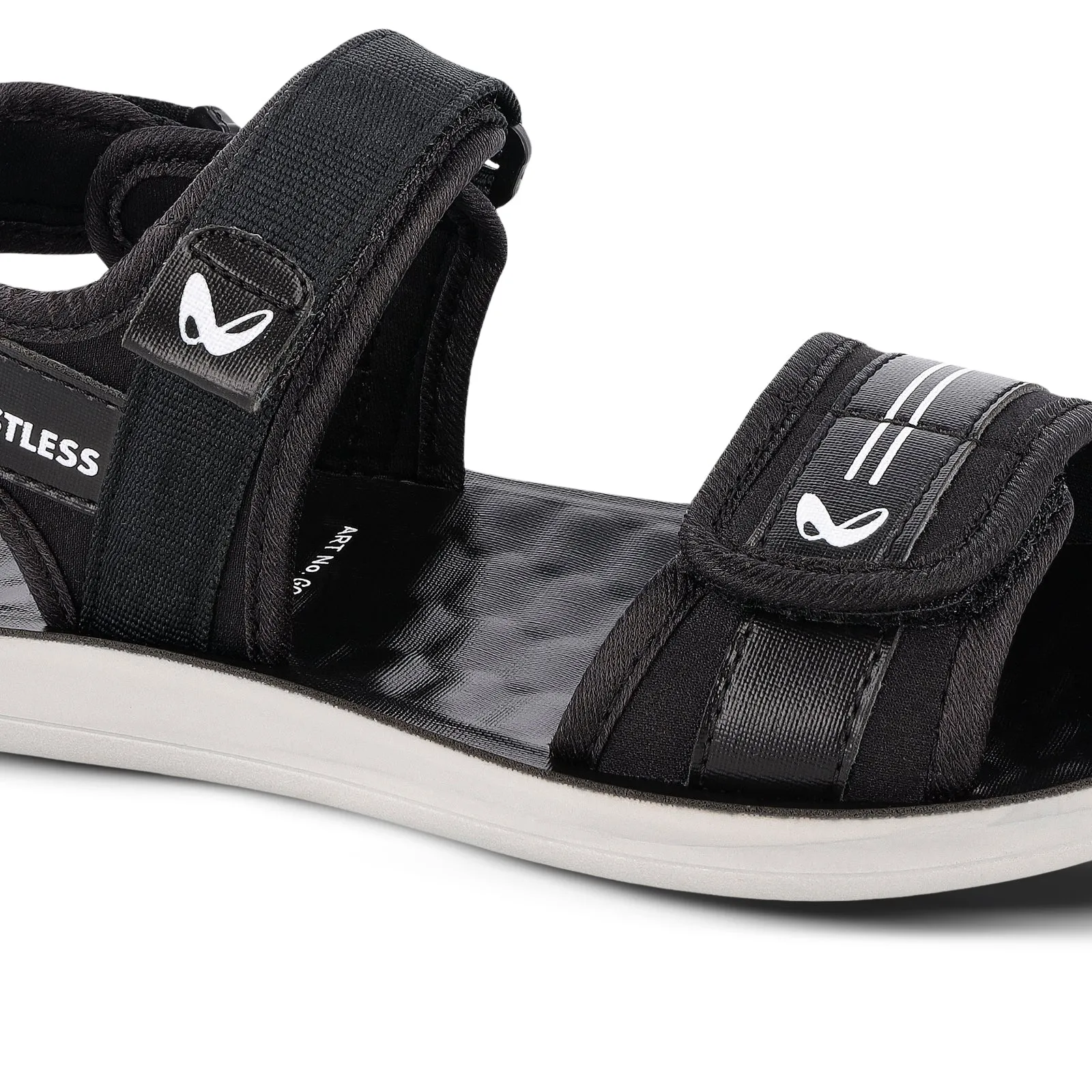 Walkaroo Boys Black Sandals - Model GG8405 for Comfort and Style