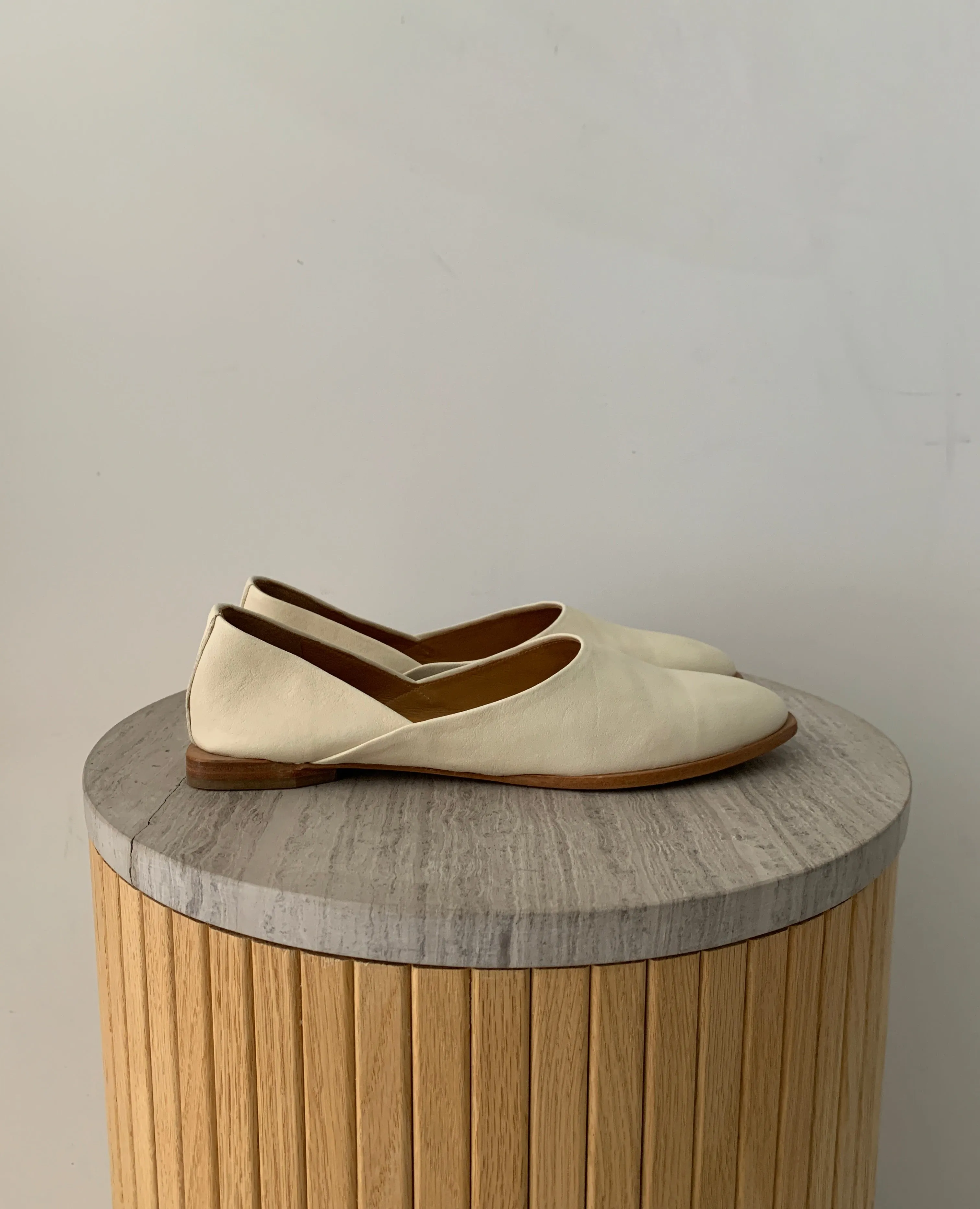 Warehouse Sale - Henri Flats Ivory Leather